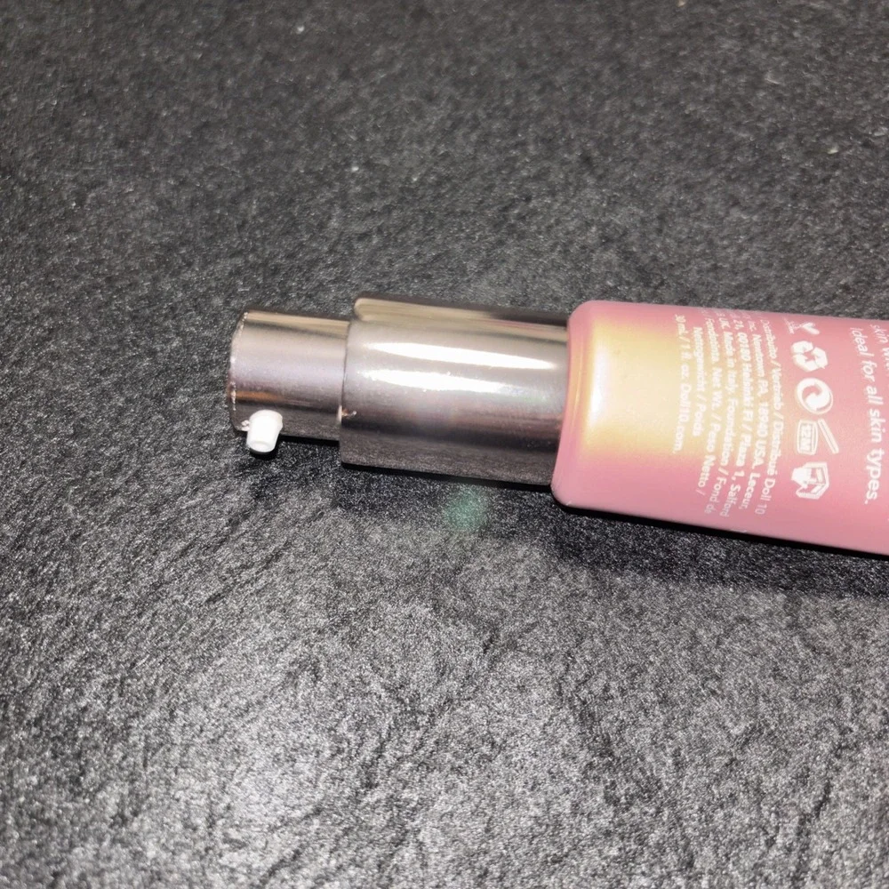 Doll 10 This Corrects Everything Liquid Filter Fair Light Niacinamide Foundation